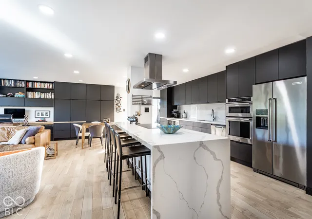 Photo 3 of Condo for sale at 25 E 40th Street #5A, Indianapolis, IN 46205 | MLS# 22128533 | Listing updated on 2026-10-09