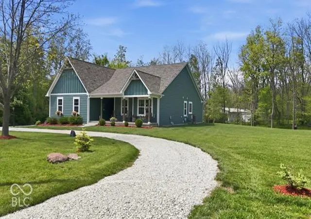 Photo 4 of Single family home for sale at 540 Jefferson, Coatesville, IN 46121 | MLS# 22128537 | Listing updated on 2026-10-04