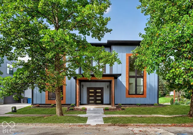Photo 35 of Single family home for sale at 2620 Broadway St, Indianapolis, IN 46205 | MLS# 22128541 | Listing updated on 2026-10-08
