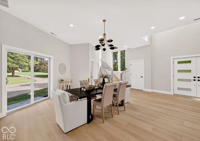 Photo 4 of Single family home for sale at 2620 Broadway St, Indianapolis, IN 46205 | MLS# 22128541 | Listing updated on 2026-09-30