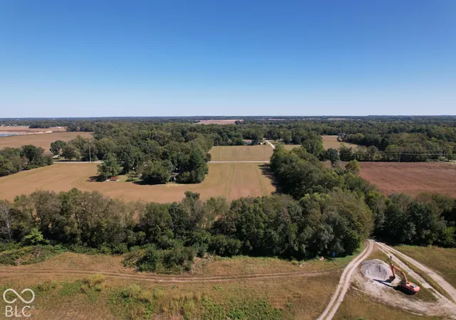 Photo 4 of Land for sale at 0 S Morris Pl, Terre Haute, IN 47802 | MLS# 22128546 | Listing updated on 2026-09-30