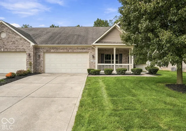 Photo 2 of Single family home for sale at 1430 Stoney Pointe Way, Avon, IN 46123 | MLS# 22128559 | Listing updated on 2026-09-29