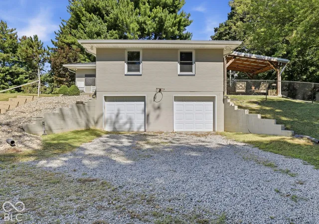 Photo 4 of Sale Pending at 785 S State Rd 39, Danville, IN 46122 | MLS# 22128560 | Listing updated on 2026-10-07