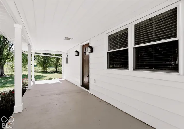 Photo 4 of Single family home for sale at 3384 Mullinix, Greenwood, IN 46143 | MLS# 22128566 | Listing updated on 2026-10-01