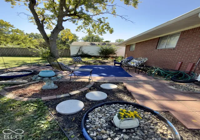 Photo 3 of Single family home for sale at 2133 N Lesley Ave, Indianapolis, IN 46218 | MLS# 22128570 | Listing updated on 2026-10-05