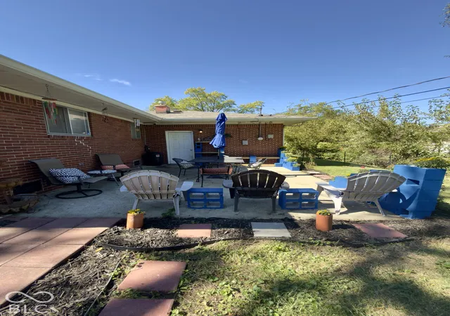Photo 2 of Single family home for sale at 2133 N Lesley Ave, Indianapolis, IN 46218 | MLS# 22128570 | Listing updated on 2026-10-05