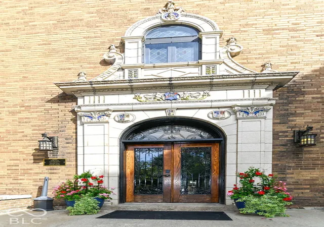 Photo 3 of Condo for sale at 5347 N College Ave #301, Indianapolis, IN 46220 | MLS# 22128578 | Listing updated on 2026-10-06
