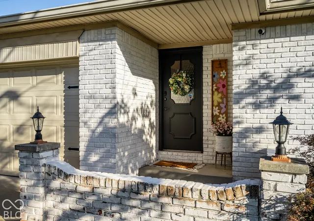 Photo 1 of Single family home for sale at 5526 Riva Ridge Dr, Indianapolis, IN 46237 | MLS# 22128582 | Listing updated on 2026-10-08