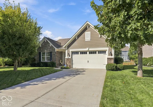 Photo 1 of Single family home for sale at 15821 Hargray Dr, Noblesville, IN 46062 | MLS# 22128585 | Listing updated on 2026-10-01