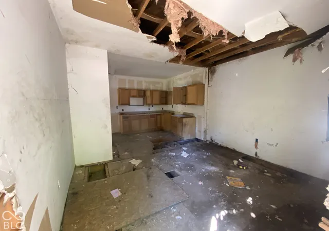 Photo 3 of Sale Pending at 1171 N Centennial St, Indianapolis, IN 46222 | MLS# 22128599 | Listing updated on 2026-10-01