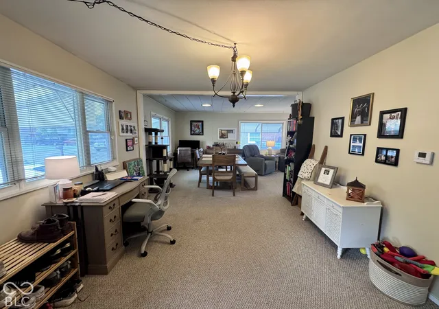 Photo 3 of Single family home for sale at 1412 Southside Dr, Crawfordsville, IN 47933 | MLS# 22128613 | Listing updated on 2026-10-02