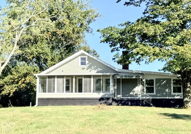 Photo 1 of Sale Pending at 5450 S State Rd 47, Crawfordsville, IN 47933 | MLS# 22128614 | Listing updated on 2026-10-03