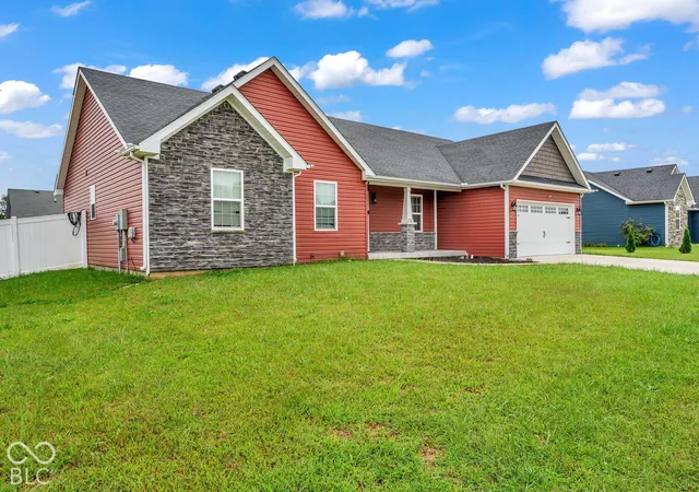 Photo 2 of Single family home for sale at 158 Diamond Ln, Crawfordsville, IN 47933 | MLS# 22128627 | Listing updated on 2026-10-01