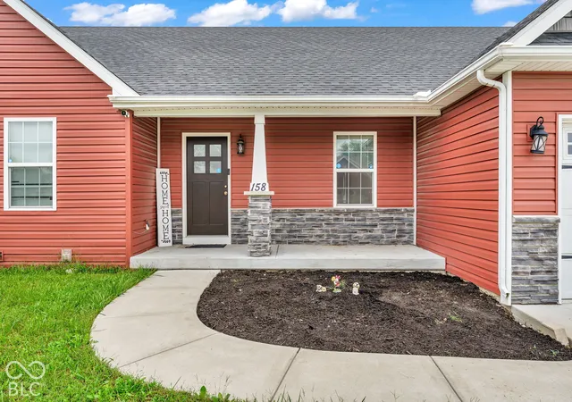 Photo 3 of Single family home for sale at 158 Diamond Ln, Crawfordsville, IN 47933 | MLS# 22128627 | Listing updated on 2026-10-01