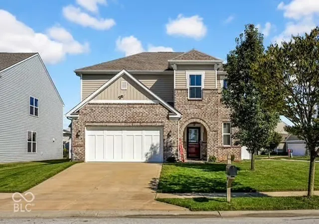 Photo 1 of Single family home for sale at 2262 Creekland Crk, Columbus, IN 47201 | MLS# 22128629 | Listing updated on 2026-10-06