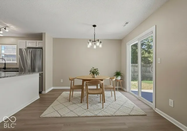 Photo 3 of Single family home for sale at 9904 Comb Run Ct, Avon, IN 46123 | MLS# 22128633 | Listing updated on 2026-10-01