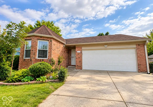 Photo 1 of Single family home for sale at 8830 Summer Walk Dr E, Indianapolis, IN 46227 | MLS# 22128637 | Listing updated on 2026-09-30