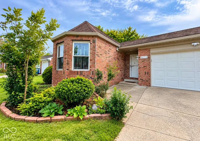 Photo 3 of Single family home for sale at 8830 Summer Walk Dr E, Indianapolis, IN 46227 | MLS# 22128637 | Listing updated on 2026-09-30
