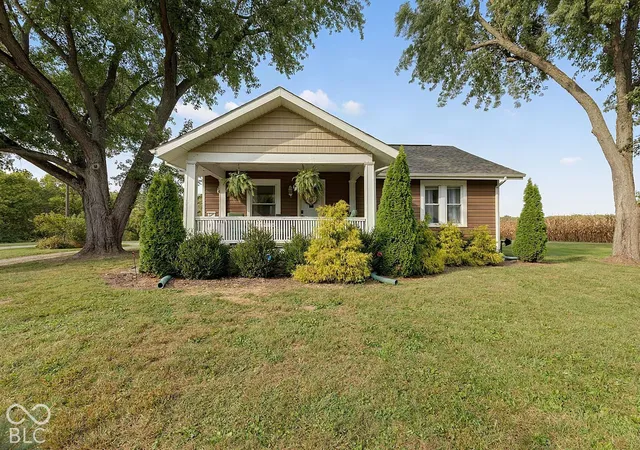 Photo 1 of Single family home for sale at 11422 W State Rd 47, Thorntown, IN 46071 | MLS# 22128645 | Listing updated on 2026-10-28
