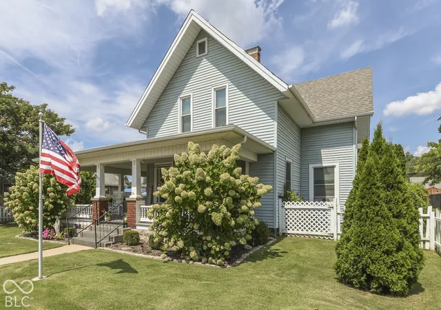 Photo 2 of Sale Pending at 840 E Washington St, Martinsville, IN 46151 | MLS# 22128664 | Listing updated on 2026-10-02