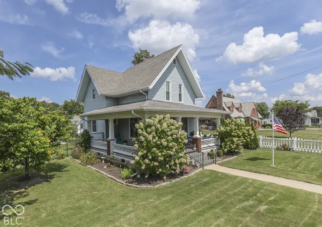 Photo 4 of Sale Pending at 840 E Washington St, Martinsville, IN 46151 | MLS# 22128664 | Listing updated on 2026-10-02