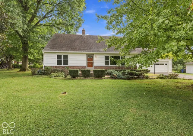 Photo 1 of Sale Pending at 2325 E Loretta Dr, Indianapolis, IN 46227 | MLS# 22128668 | Listing updated on 2026-10-04