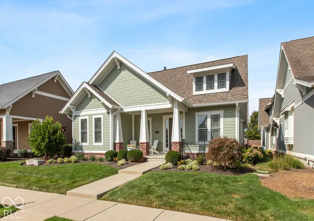 Photo 2 of Single family home for sale at 15160 Hampworth Dr, Carmel, IN 46033 | MLS# 22128669 | Listing updated on 2026-09-29