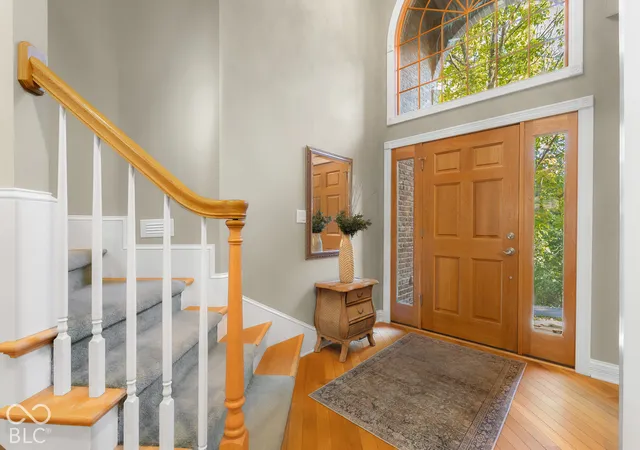 Photo 4 of Sale Pending at 11444 W Red Oak Ct, Columbus, IN 47201 | MLS# 22128674 | Listing updated on 2026-10-03