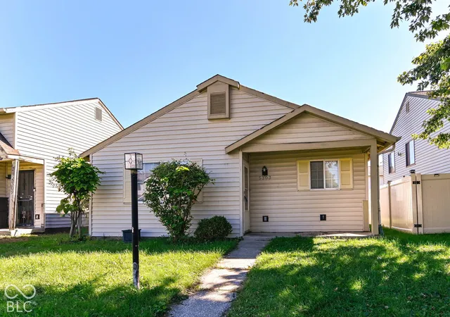 Photo 1 of Sale Pending at 5303 Traditions Dr, Indianapolis, IN 46235 | MLS# 22128681 | Listing updated on 2026-10-01