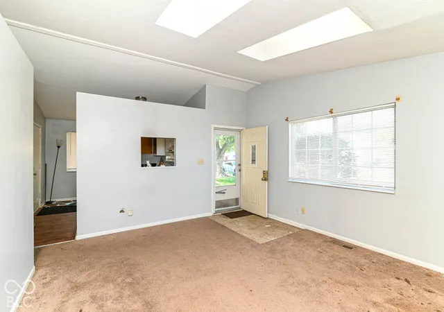 Photo 3 of Sale Pending at 5303 Traditions Dr, Indianapolis, IN 46235 | MLS# 22128681 | Listing updated on 2026-10-01