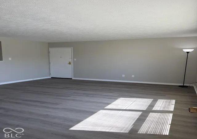 Photo 1 of Condo for sale at 1763 Wellesley #1i, Indianapolis, IN 46219 | MLS# 22128682 | Listing updated on 2026-09-30