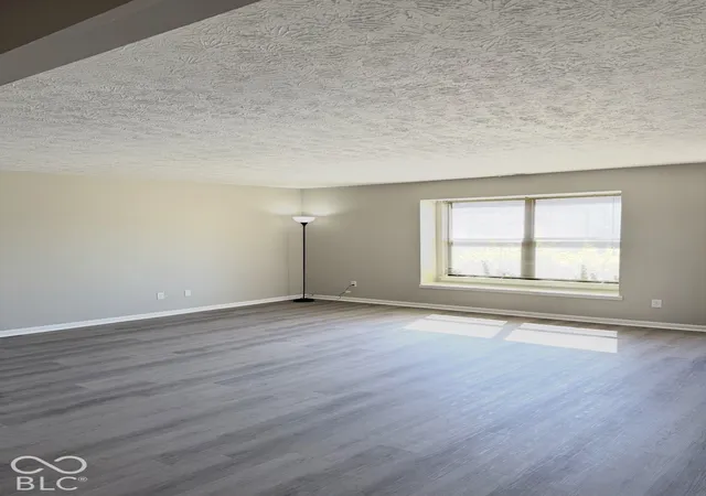 Photo 2 of Condo for sale at 1763 Wellesley #1i, Indianapolis, IN 46219 | MLS# 22128682 | Listing updated on 2026-09-30