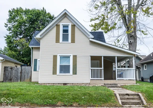 Photo 1 of Single family home for sale at 1112 W Maple St, Kokomo, IN 46901 | MLS# 22128687 | Listing updated on 2026-09-29