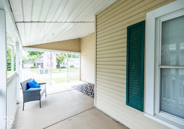 Photo 3 of Single family home for sale at 1112 W Maple St, Kokomo, IN 46901 | MLS# 22128687 | Listing updated on 2026-09-29