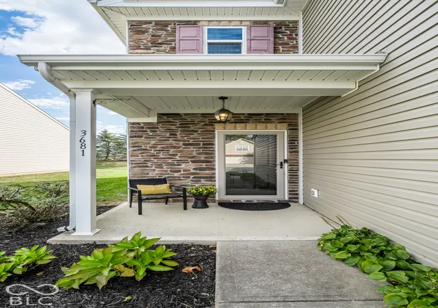 Photo 3 of Single family home for sale at 3681 White Cliff Way, Whitestown, IN 46075 | MLS# 22128689 | Listing updated on 2026-10-28
