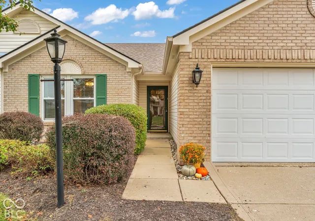 Photo 2 of Single family home for sale at 2163 Bradford Tr Blvd, Indianapolis, IN 46229 | MLS# 22128696 | Listing updated on 2026-10-29
