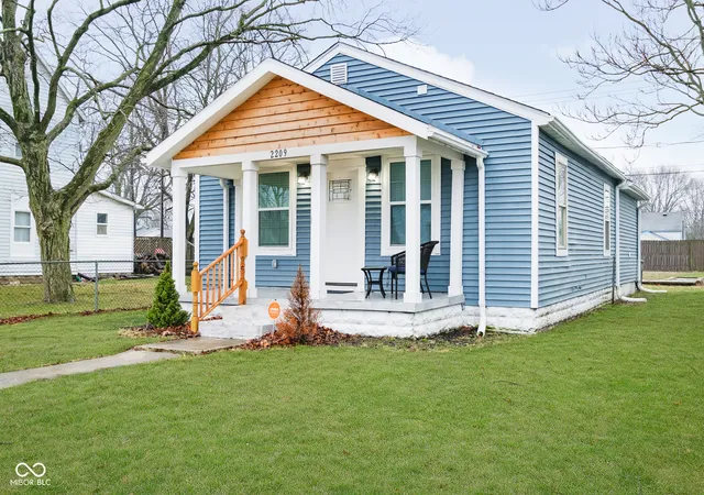 Photo 1 of Single family home for sale at 2209 W 9th Street, Muncie, IN 47302 | MLS# 22128700 | Listing updated on 2026-09-30