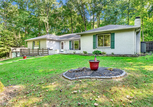 Photo 2 of Single family home for sale at 8581 N Goat Holw Rd, Mooresville, IN 46158 | MLS# 22128703 | Listing updated on 2026-10-05