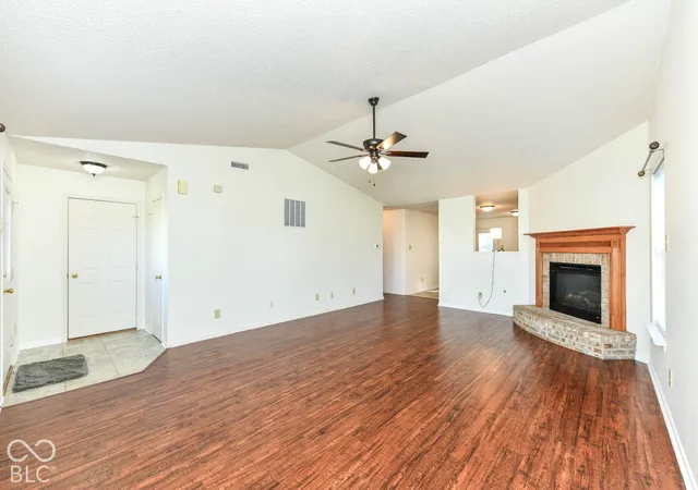 Photo 4 of Sale Pending at 9143 Stones Blf Pl, Camby, IN 46113 | MLS# 22128704 | Listing updated on 2026-10-12
