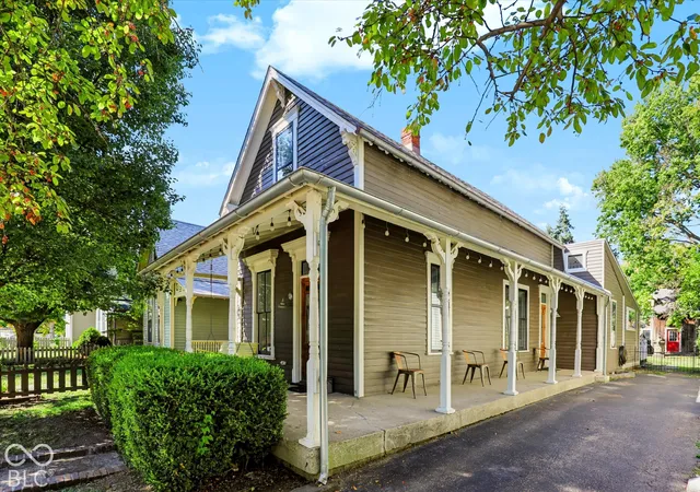 Photo 3 of Single family home for sale at 1114 E Saint Clair St, Indianapolis, IN 46202 | MLS# 22128711 | Listing updated on 2026-09-29