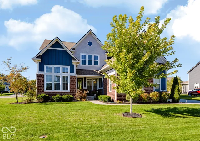 Photo 2 of Single family home for sale at 10428 Vermillion Dr, Fortville, IN 46040 | MLS# 22128712 | Listing updated on 2026-10-08