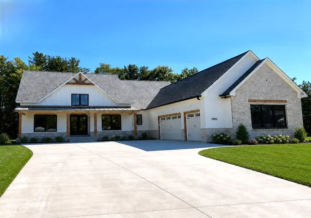 Photo 1 of Single family home for sale at 934 J Mccool Way, Greenwood, IN 46142 | MLS# 22128721 | Listing updated on 2026-09-30