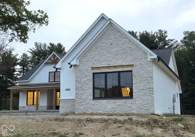 Photo 2 of Single family home for sale at 934 J Mccool Way, Greenwood, IN 46142 | MLS# 22128721 | Listing updated on 2026-09-30
