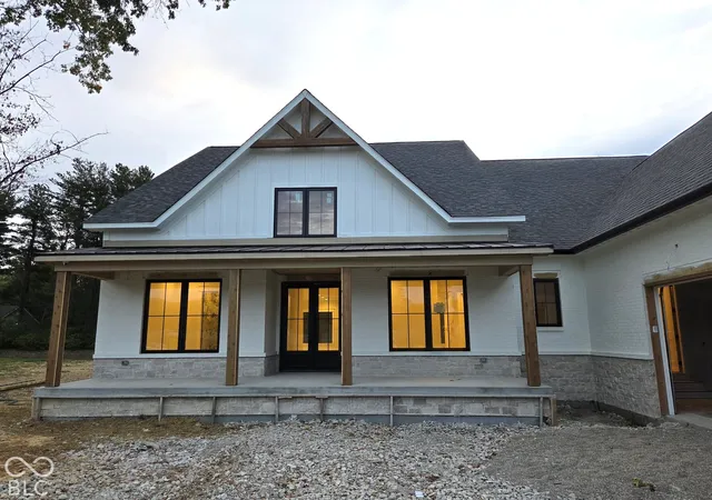 Photo 3 of Single family home for sale at 934 J Mccool Way, Greenwood, IN 46142 | MLS# 22128721 | Listing updated on 2026-09-30