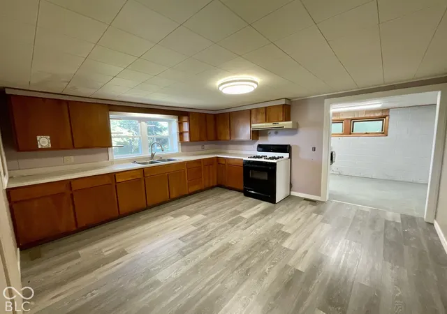 Photo 3 of Single family home for sale at 317 Center St, Worthington, IN 47471 | MLS# 22128738 | Listing updated on 2026-10-06