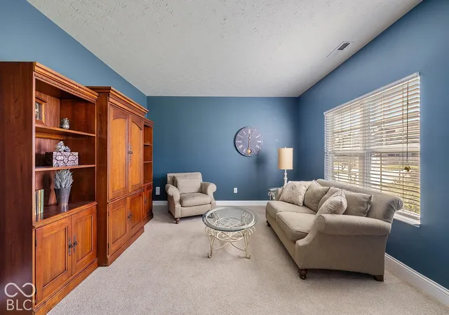 Photo 4 of Single family home for sale at 11896 Bengals Dr, Fishers, IN 46037 | MLS# 22128739 | Listing updated on 2026-10-03