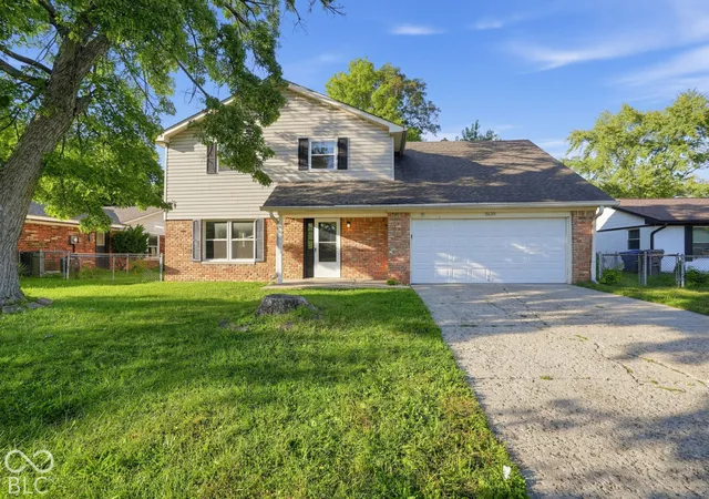 Photo 1 of Single family home for sale at 9430 Barr Dr, Indianapolis, IN 46229 | MLS# 22128744 | Listing updated on 2026-10-02