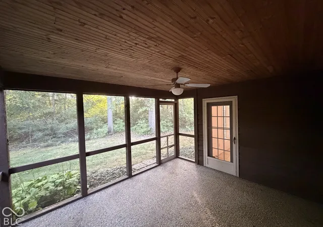 Photo 4 of Single family home for sale at 2065 Oldfields Cir S Dr, Indianapolis, IN 46228 | MLS# 22128746 | Listing updated on 2026-10-07