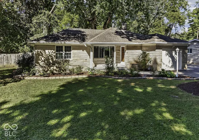 Photo 1 of Single family home for sale at 3502 E Southport Rd, Indianapolis, IN 46227 | MLS# 22128755 | Listing updated on 2026-09-30