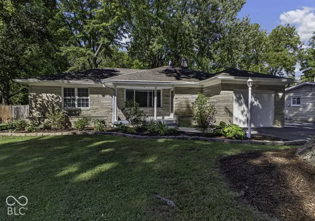 Photo 2 of Single family home for sale at 3502 E Southport Rd, Indianapolis, IN 46227 | MLS# 22128755 | Listing updated on 2026-09-30